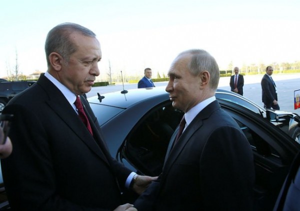 Başkan Erdoğan İran'da... İşte ilk fotoğraf!